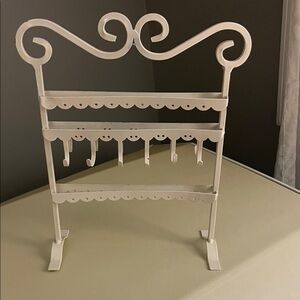 Elegant White Jewelry Stand